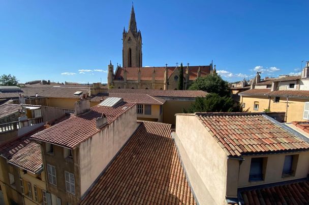 Type 2 Quartier Mazarin Avec Clim - Photo 1