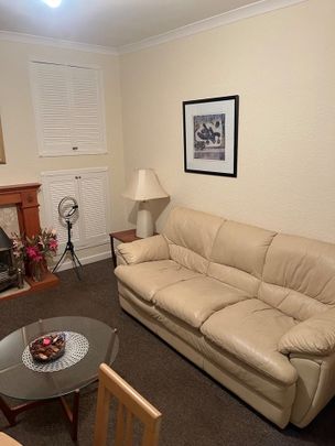 3 Bed Flat, Calder Road, EH11 - Photo 1