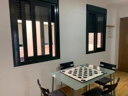 Estudio de alquiler en Carrera de Capuchinos, El Molinillo - Capuchinos - Photo 2