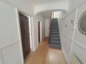 4 Bed - 49 Estcourt Avenue, Headingley, Leeds - LS6 3ET - Student - Photo 5