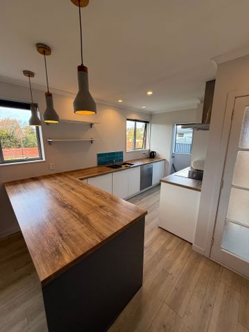 Warm, Sunny & Secure - Your Next Home Awaits - Photo 5