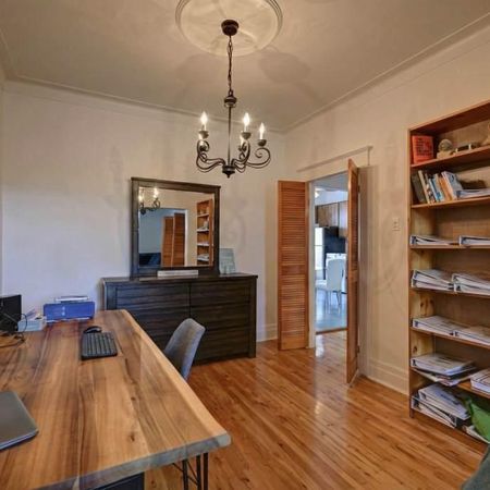 Grand 5½ lumineux cachet Petite-Patrie proche tout service - Photo 4