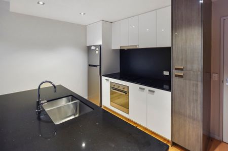 CONCORDE SOUTH - Furnished 1x1 with Utilities Included - Photo 5