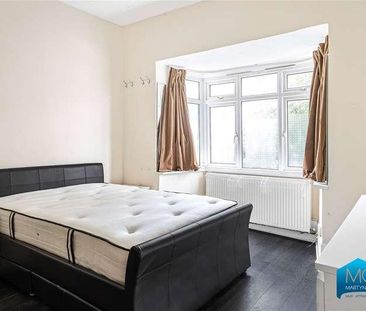 Glenthorne Road, Friern Barnet, London, N11 - Photo 2