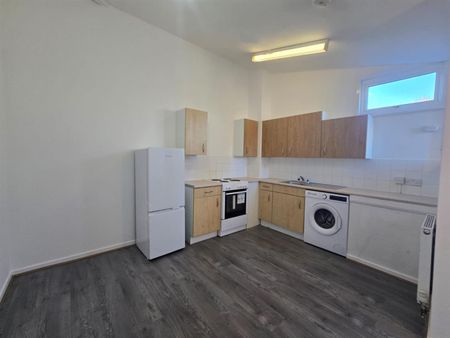 Kiln Shaw, Langdon Hills, Basildon SS16, London - Photo 4