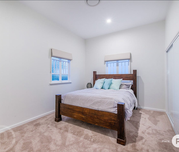 27 Glanosmond Avenue, Camp Hill QLD 4152 - House For Rent | Domain - Photo 6