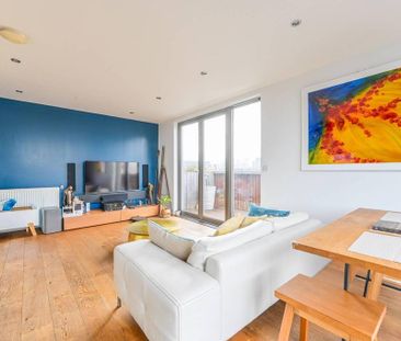 2 bedroom flat to rent - Photo 2