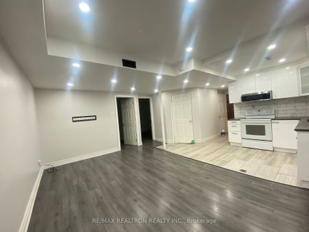For Lease - 136 Mullen Drive Unit# Lower, Ajax, Ontario - Photo 5