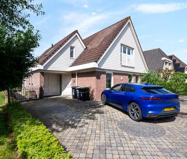 Huis te huur: Cissy van Marxveldtstraat 114 1321 LR Almere - Photo 2
