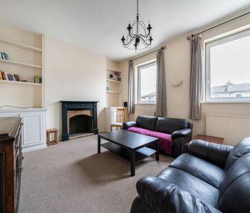 3 bedroom maisonette to rent - Photo 2