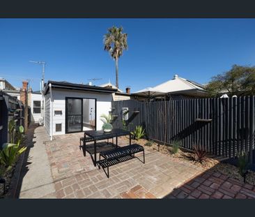 10 Munro Street, Brunswick, Vic 3056 - Photo 3