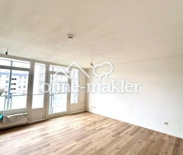 Erstbezug Moderne sanierte 1-Zimmer-Wohnung mit großem Balkon - Photo 1