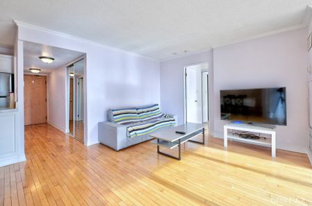 For Lease - 24 Wellesley Street Unit# 2201, Toronto, Ontario - Photo 3