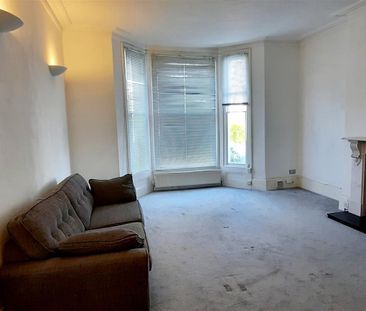 Devonport Road, . - Photo 1