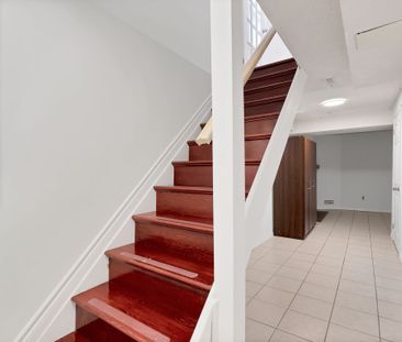 For Lease - 2602 Hemus Square, Mississauga, Ontario - Photo 5