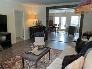 For Lease - 19 Windsor Drive, Whitchurch-Stouffville, Ontario - Photo 1