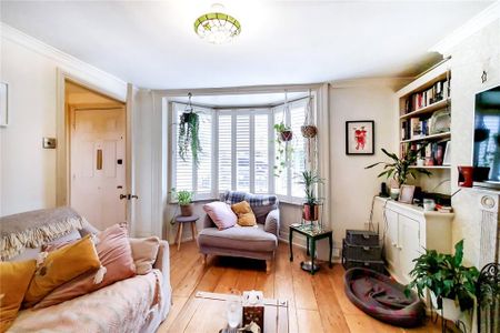 4 bedroom terraced house to rent - Photo 3