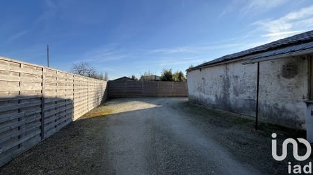 Maison traditionnelle 4 pièces de 106 m² à Charron (17230) - Photo 3