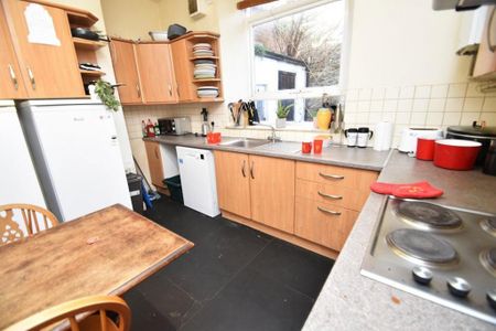 5 bedroom house to rent - Photo 3