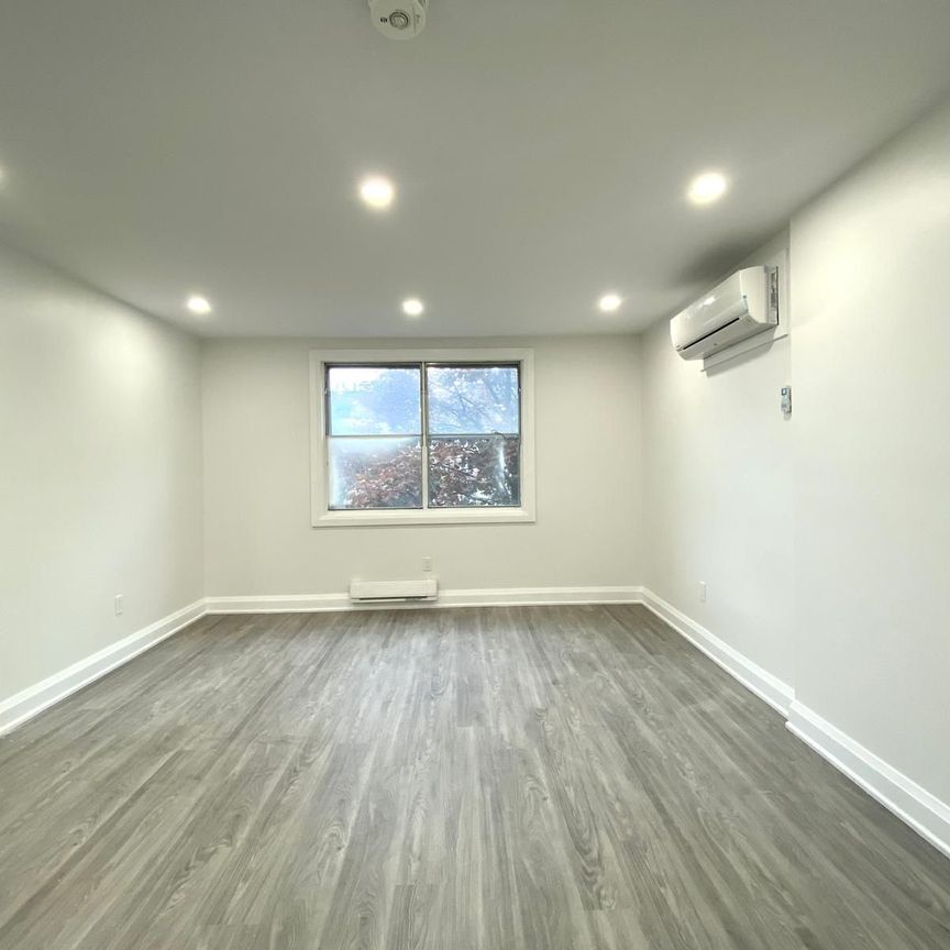 For Lease - 19 Lesmount Avenue Unit# 2, Toronto, Ontario - Photo 1