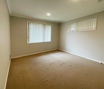 4 Bedroom family home in Totara Heights - Photo 4