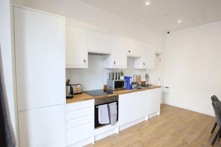 1 bedroom in a house share to rent - Photo 3