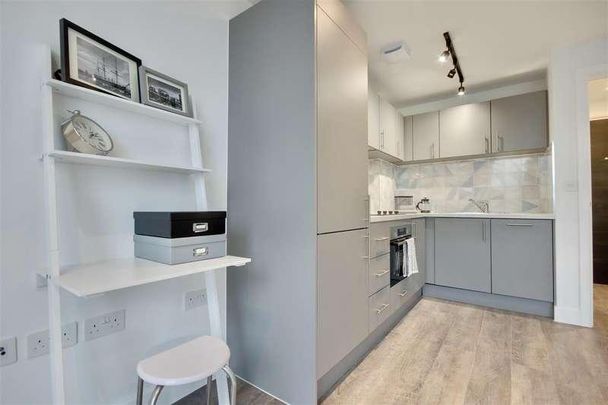 Brunel House, The Hard, Portsmouth, PO1 - Photo 1