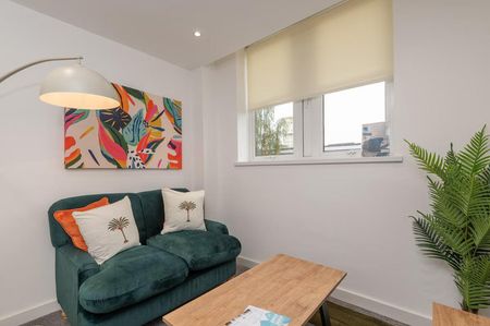 Charlotte Street - Photo 2