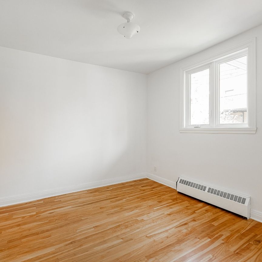 8639 Rue St-Dominique - Photo 1