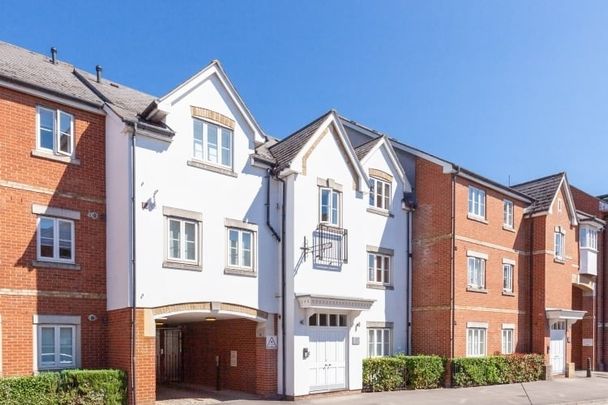 St Thomas Mews, Oxford - Photo 1