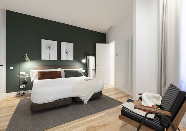 Plaza del Ángel, Madrid, Community of Madrid 28012