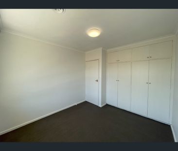 8/13 Emily Street, Carnegie, Vic 3163 - Photo 5