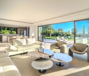 Tout savoir sur cette maison dans le quartier Nord, à Roquefort-les... - Photo 2