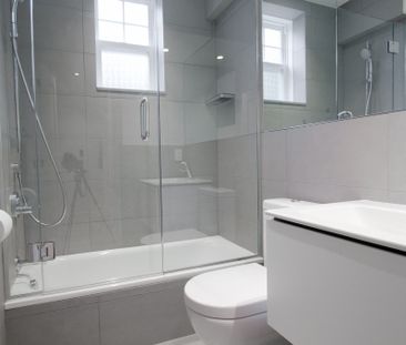 4715 Queen Mary Road - Photo 4