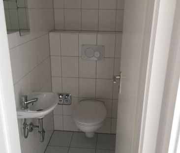Großzügige 4-Zimmer-Wohnung in Oberesslingen! - Photo 6