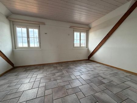 "grosszügige 2.5-Zimmer-Wohnung an zentraler Lage mit Balkon" - Foto 3