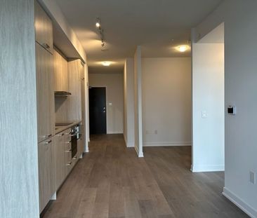 For Lease - 38 Honeycrisp Crescent Unit# 822, Vaughan, Ontario - Photo 2