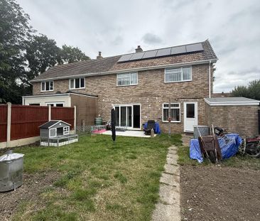 3 bedroom detached house to rent - Photo 5
