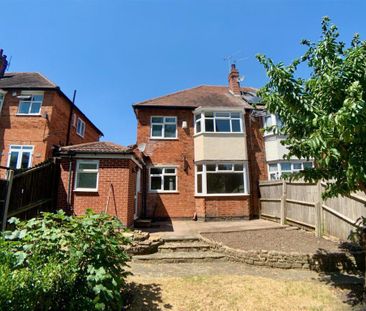 3 bedroom semi-detached house to rent - Photo 4