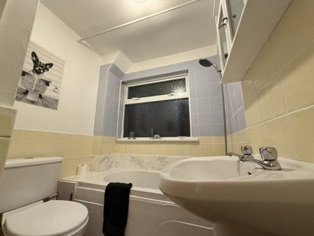 Eliot Close, Tamworth, Property for rent - Photo 2