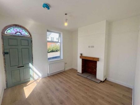 King William Street, Stourbridge, DY8 - Photo 2