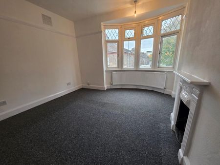 2 bedroom end of terrace house to rent - Photo 5