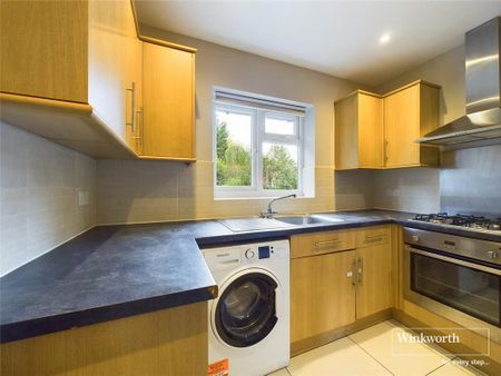 2 bedroom apartment to rent - Photo 4