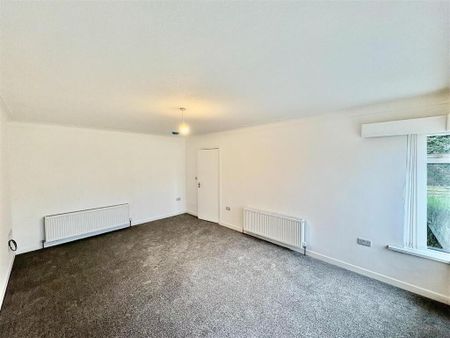 26 Ballymaconnell Road South, Bangor, BT19 6DG - Photo 3