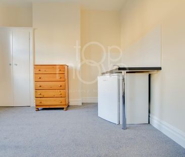 House share to rent - Photo 4