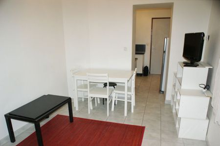 A LOUER - Appartement T2 MEUBLE - Photo 3