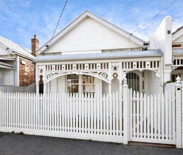 Charming Two-Bedroom Period Home in the Heart of Richmond - Photo 3