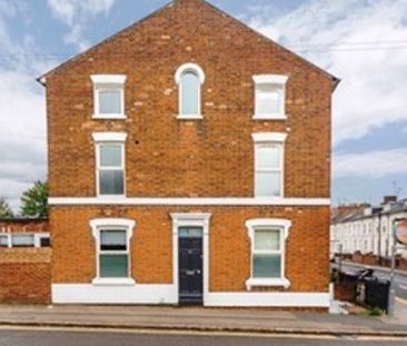Room in a Shared House, Baker Street, RG1 - Photo 6