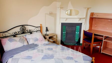 Couple room with AC - Photo 3