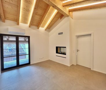 AFFITTASI GRAZIOSO 2.5 LOCALI CON BALCONE A RIVA SAN VITALE - Foto 2